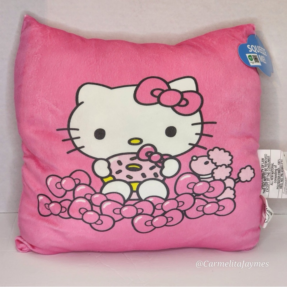 HELLO KITTY 🐱 Sanrio Hello Kitty And Friends Character Travel Cloud Pillow NWT